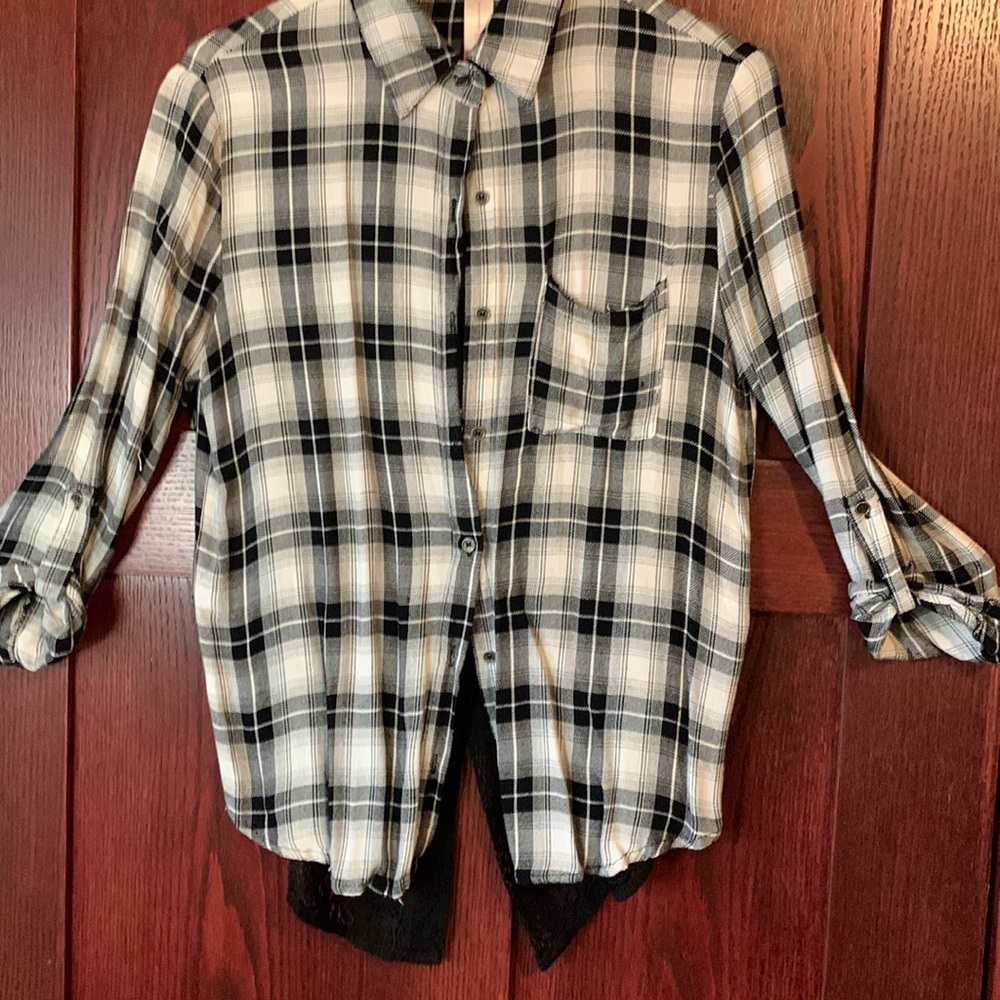 No Boundaries flannels. Lace designs